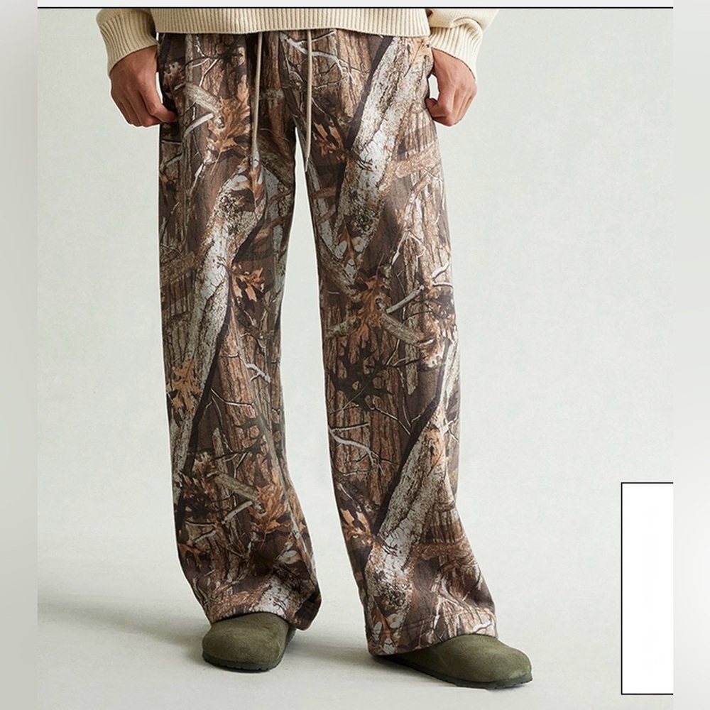 Pacsun NWT Camo Fleece Extreme Baggy Sweatpants Men’s L